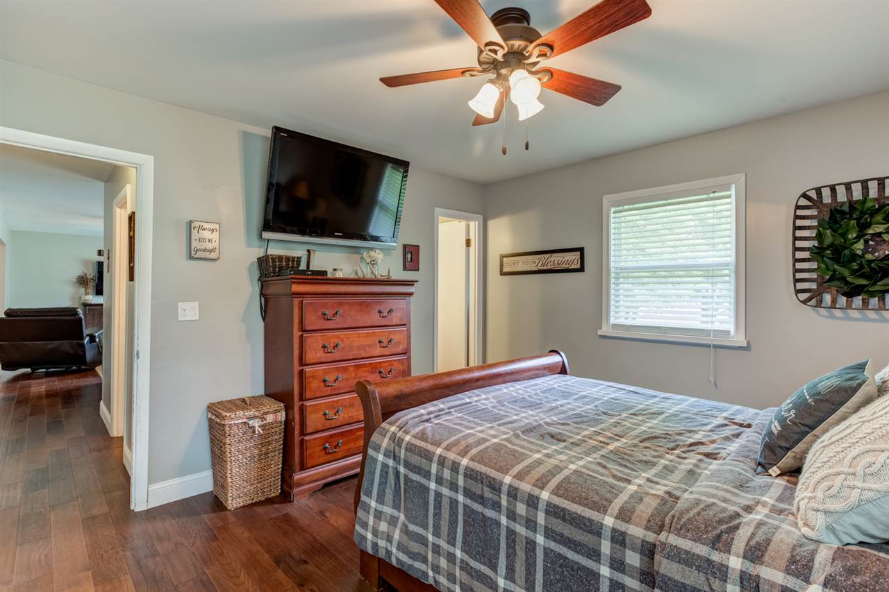 7799 Camp Brosend Road Newburgh, IN 47630 - Photo 12 of 29 Gallery Image 12