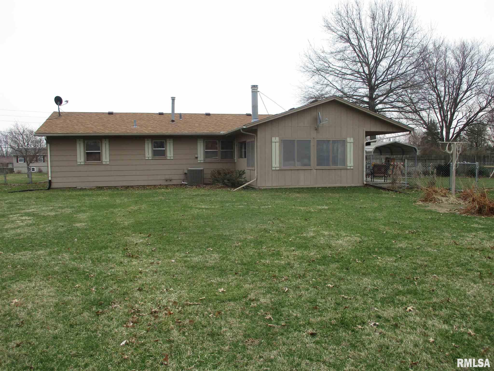 8506 Ridgewood Road Rock Island, IL 61201 - Photo 26 of 33