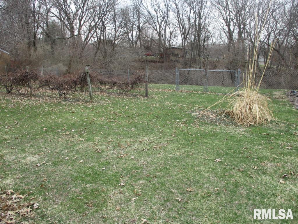 8506 Ridgewood Road Rock Island, IL 61201 - Photo 32 of 33