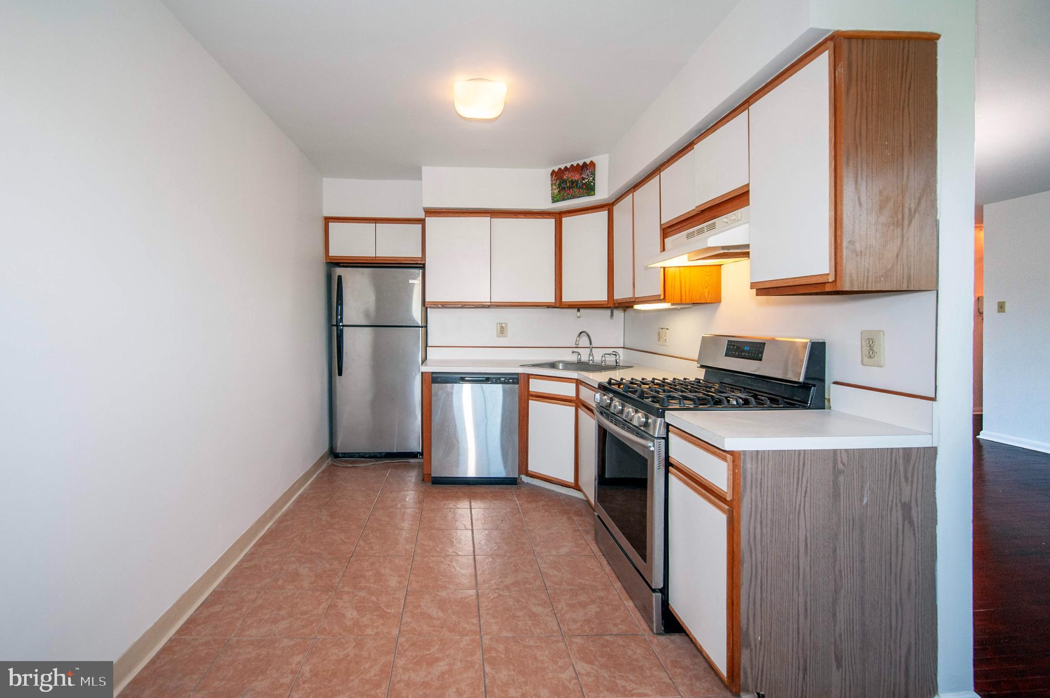 383 Lakeside Road, Unit 201 Ardmore, PA 19003 - Photo 13 of 22