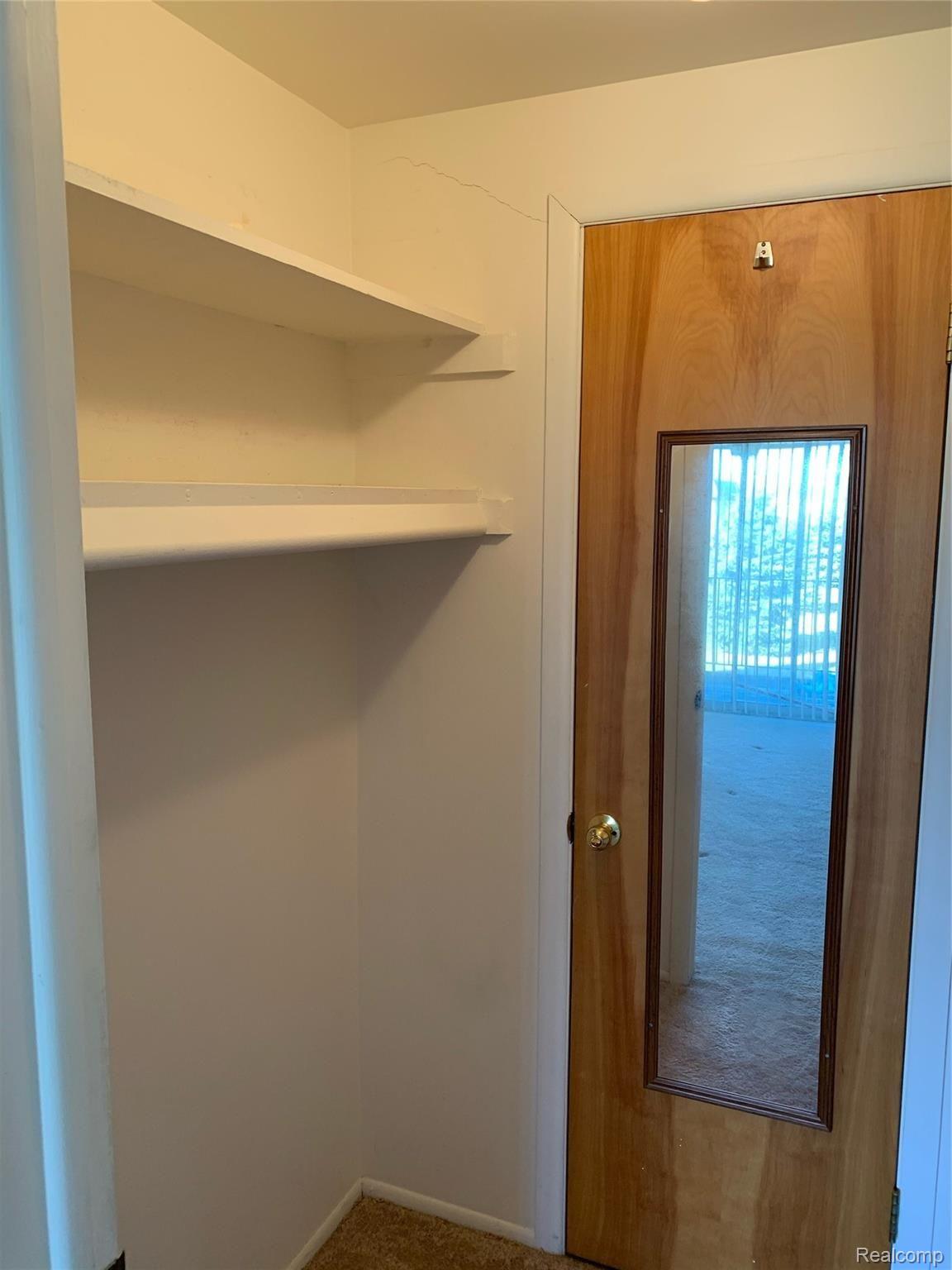 4296 15 Mile Road Sterling Heights, MI 48310 - Photo 24 of 30 739C32FC-4F70-43DB-BC3C-94903B949E4D.jpeg