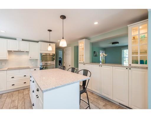 10 Jackson Road Scituate, MA 02066 - Photo 8 of 37 Gallery Image 8