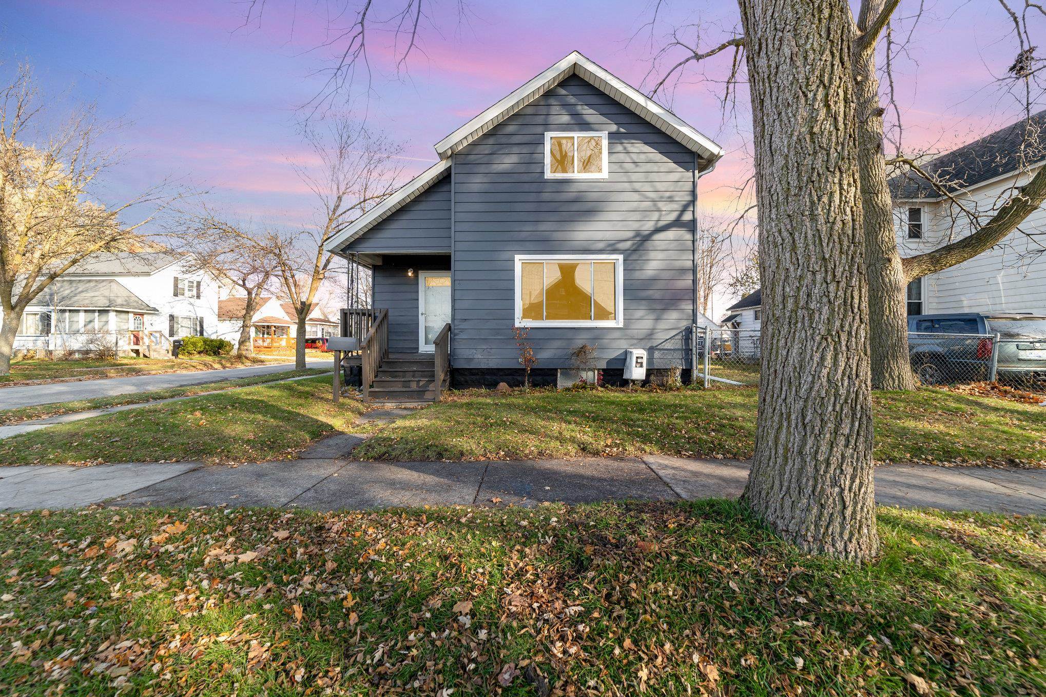 1201 Stanton Street Bay City, MI 48708 - Photo 1 of 15