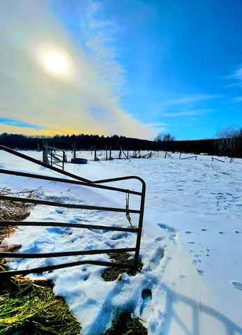 $180,000 | 9866 Erdman Road, Onekama, MI 49675