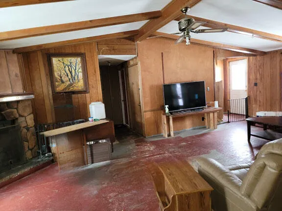 $180,000 | 9866 Erdman Road, Onekama, MI 49675