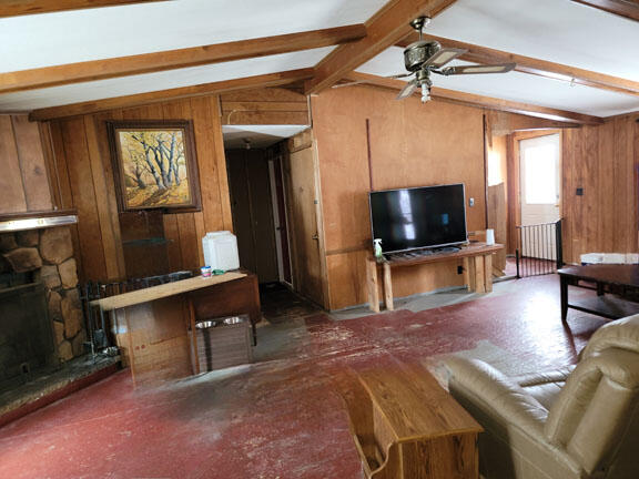 9866 Erdman Road Onekama, MI 49675 - Photo 44 of 48 living