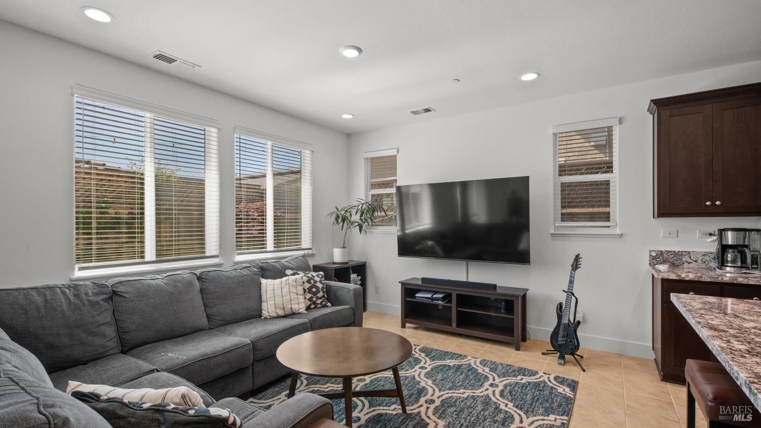 5715 Knight Road Rohnert Park, CA 94928 - Photo 12 of 58