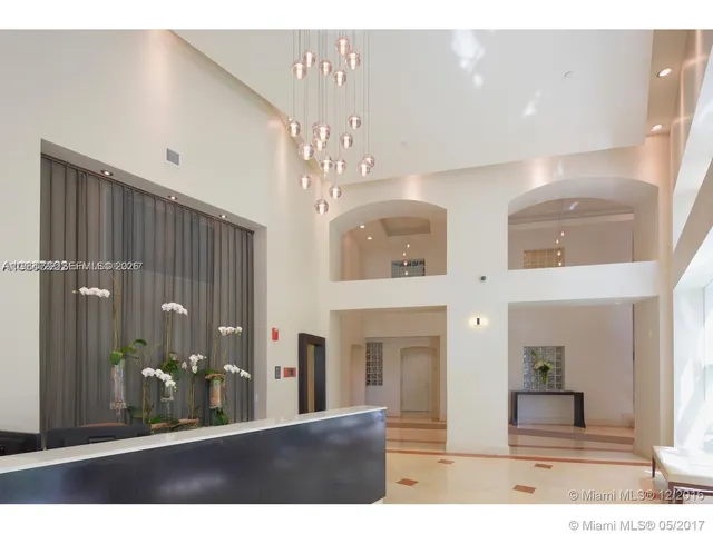 $5,100 | 3330 Northeast 190th Street, Unit 1117, Aventura, FL 33180