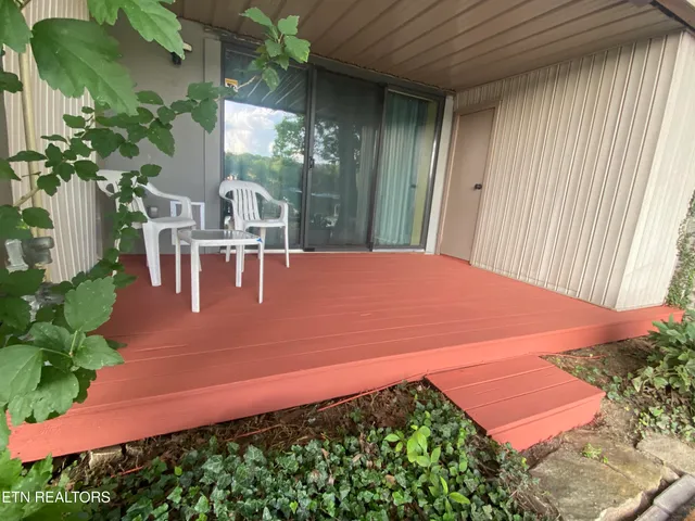 $1,150 | 6 Lakeshore Court, Unit 97, Crossville, TN 38558