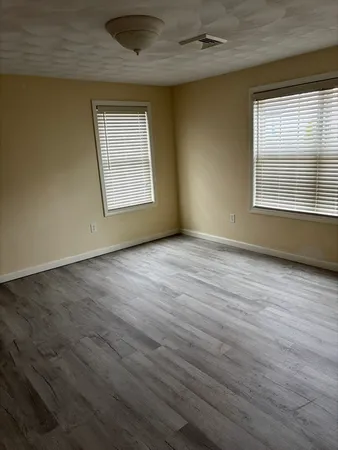 $4,000 | 13 Navajo Road, Worcester, MA 01606