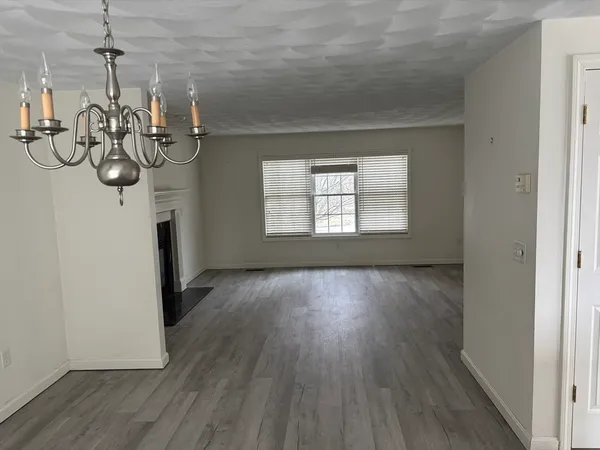 $4,000 | 13 Navajo Road, Worcester, MA 01606