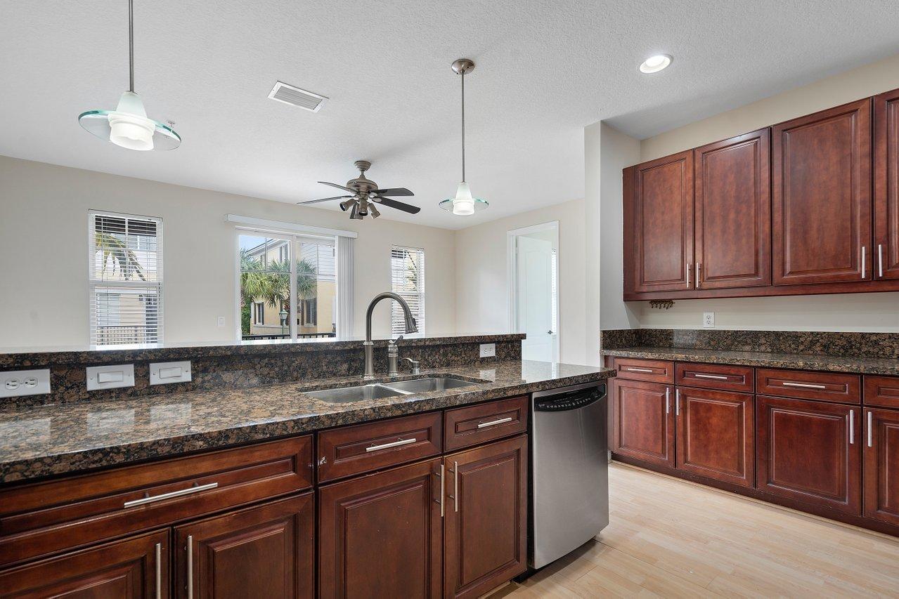 609 Northwest 38th Circle Boca Raton, FL 33431 - Photo 13 of 40 013-609Northwest38thCircle-BocaRaton-FL-