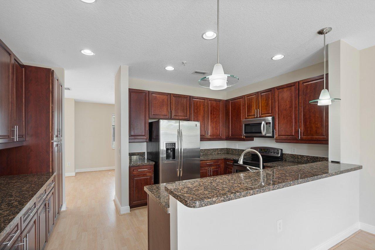 609 Northwest 38th Circle Boca Raton, FL 33431 - Photo 16 of 40 011-609Northwest38thCircle-BocaRaton-FL-