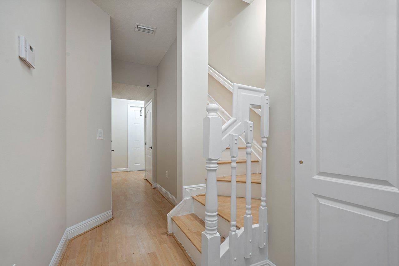 609 Northwest 38th Circle Boca Raton, FL 33431 - Photo 5 of 40 006-609Northwest38thCircle-BocaRaton-FL-