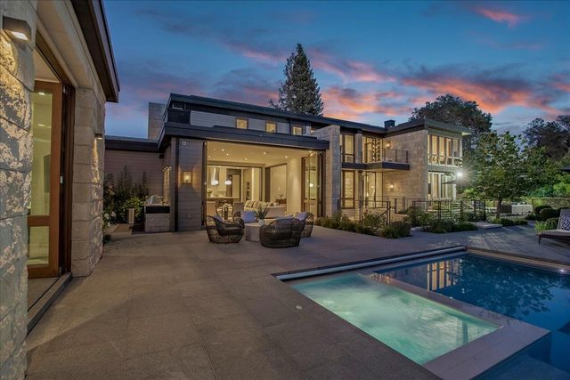 $30,250,000 | 72 Barry Lane, Atherton, CA 94027