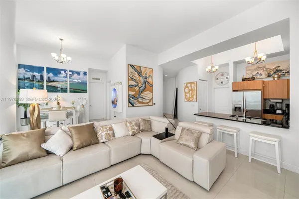 $815,000 | 480 Northeast 30th Street, Unit 501, Miami, FL 33137