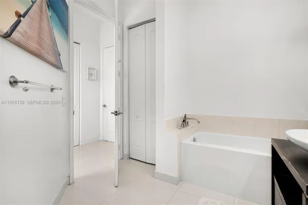 $779,000 | 480 Northeast 30th Street, Unit 501, Miami, FL 33137
