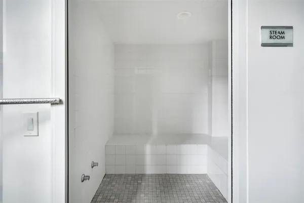 $779,000 | 480 Northeast 30th Street, Unit 501, Miami, FL 33137