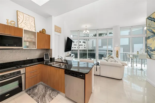 $779,000 | 480 Northeast 30th Street, Unit 501, Miami, FL 33137
