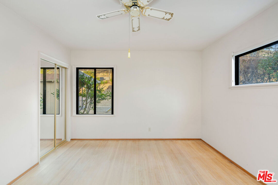 2118 Hilton Drive Burbank, CA 91504 - Photo 17 of 39 a view of an empty room with a window