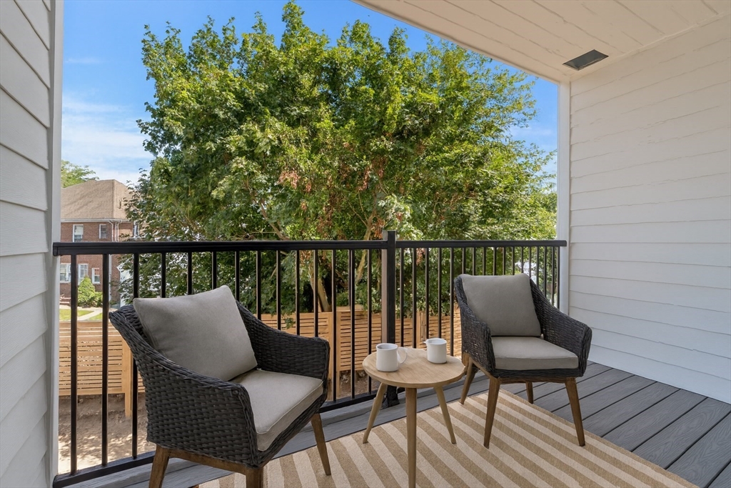 2 Elm Street, Unit 2 Newton, MA 02465 - Photo 2 of 32