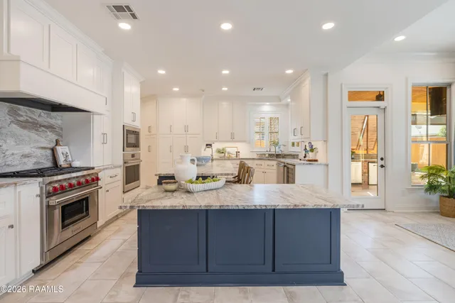 $799,000 | 113 Augusta Drive, Broussard, LA 70518