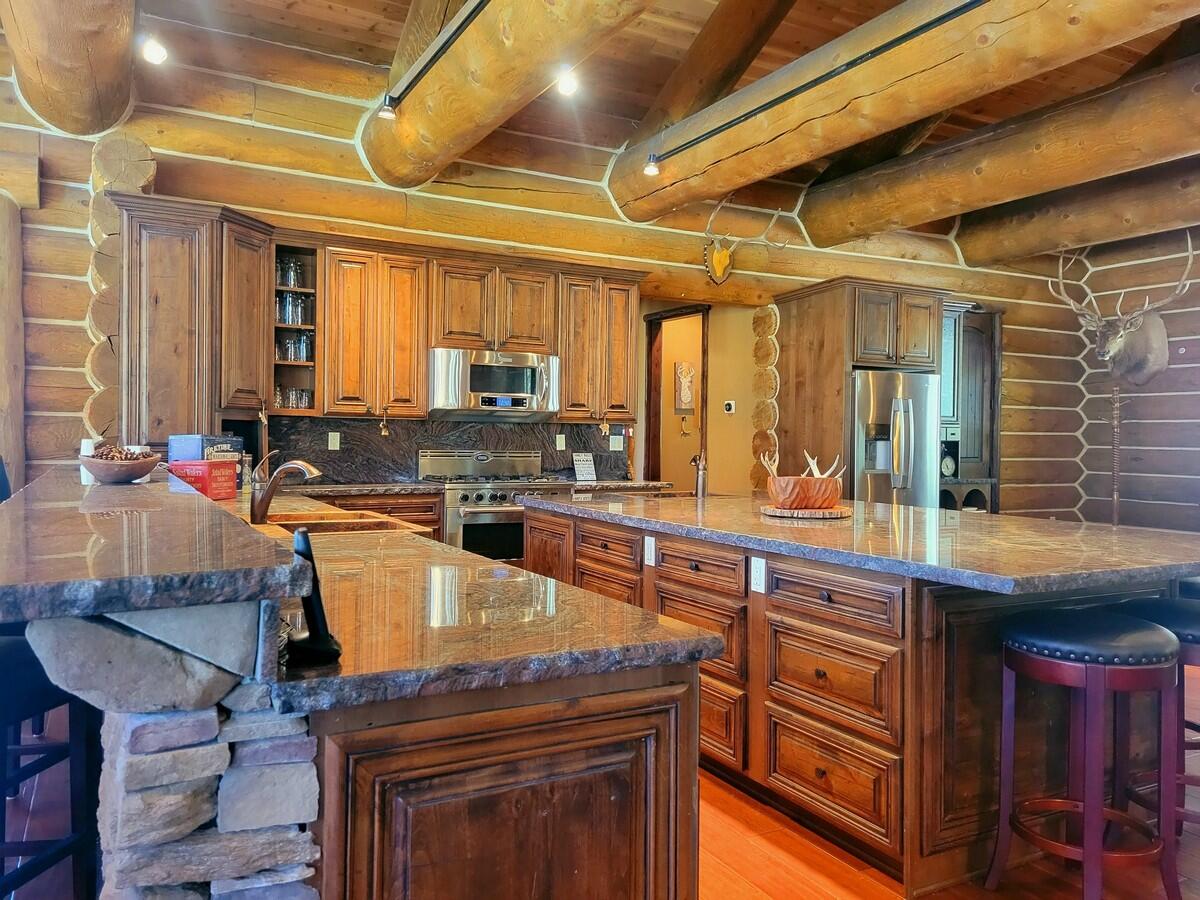 1103 East Spring Hollow Road Hatch, UT 84735 - Photo 2 of 50 Kitchen