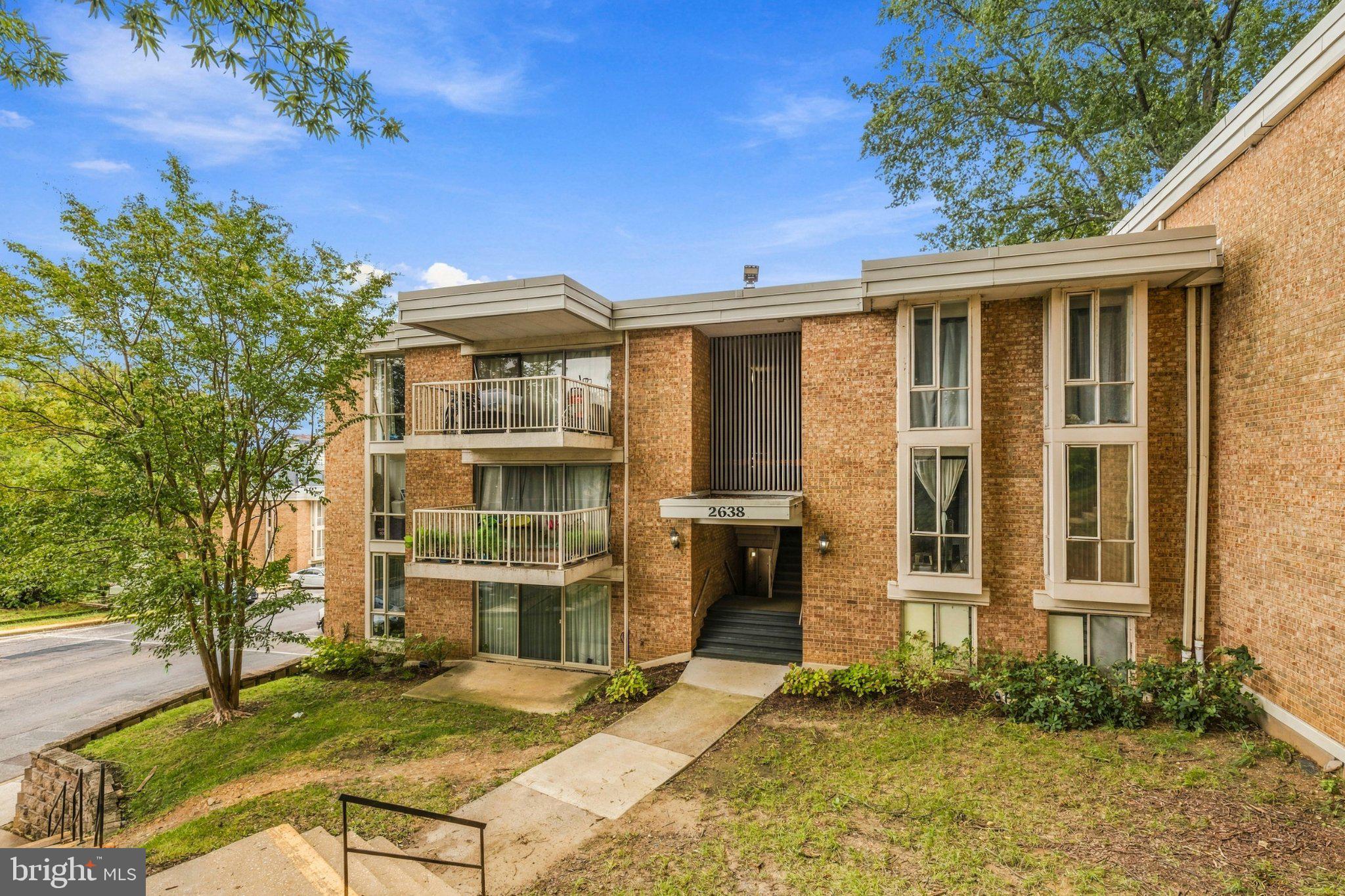2638 Fort Farnsworth Road, Unit 118 Alexandria, VA 22303 - Photo 28 of 71 Front