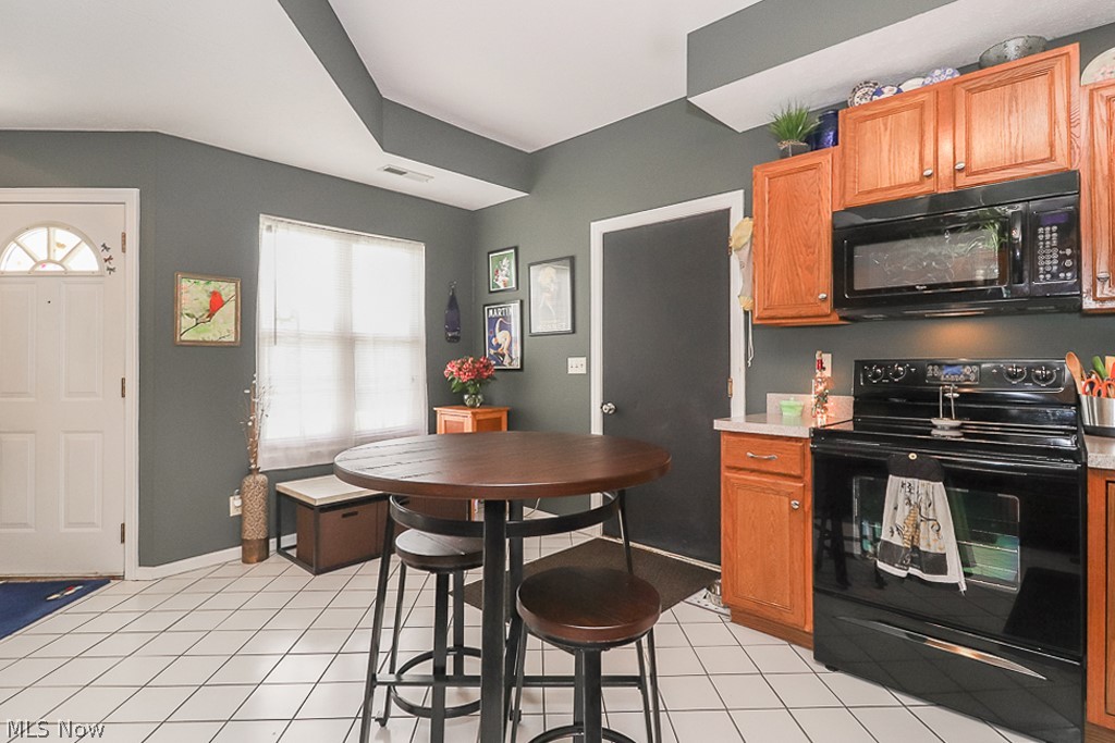 32793 Chestnut Ridge Road North Ridgeville, OH 44039 - Photo 10 of 34 Gallery Image 10