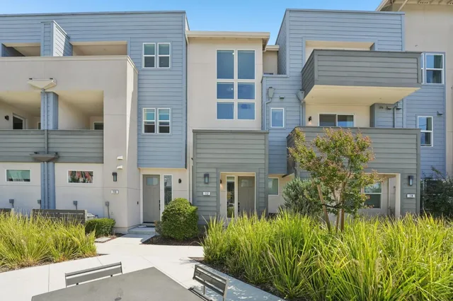 $1,299,000 | 2930 Sanor Place, Unit 112, Santa Clara, CA 95051