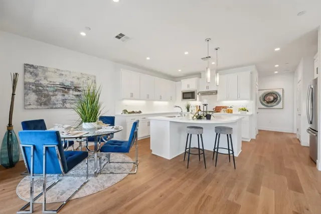 $1,299,000 | 2930 Sanor Place, Unit 112, Santa Clara, CA 95051