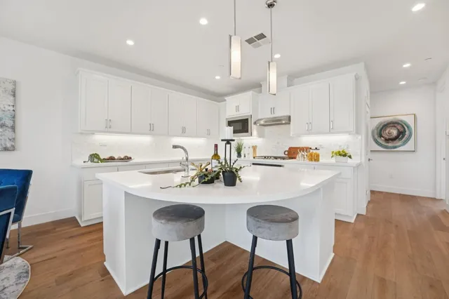 $1,299,000 | 2930 Sanor Place, Unit 112, Santa Clara, CA 95051