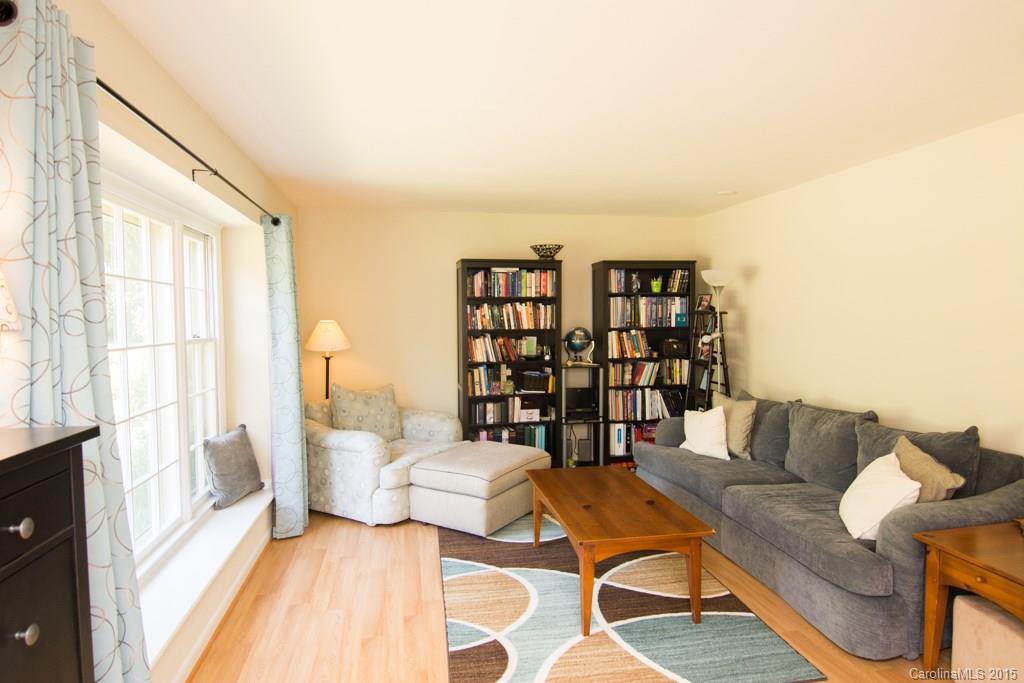 6925 Old Post Road, Unit 10 Charlotte, NC 28212 - Photo 2 of 23 Gallery Image 2