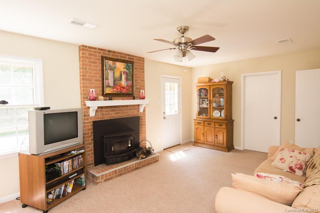 6925 Old Post Road, Unit 10 Charlotte, NC 28212 - Photo 11 of 23 Gallery Image 11