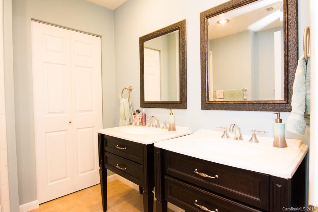 6925 Old Post Road, Unit 10 Charlotte, NC 28212 - Photo 15 of 23 Gallery Image 15