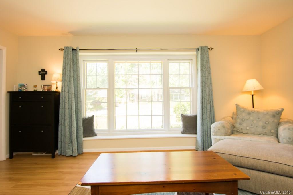 6925 Old Post Road, Unit 10 Charlotte, NC 28212 - Photo 3 of 23 Gallery Image 3