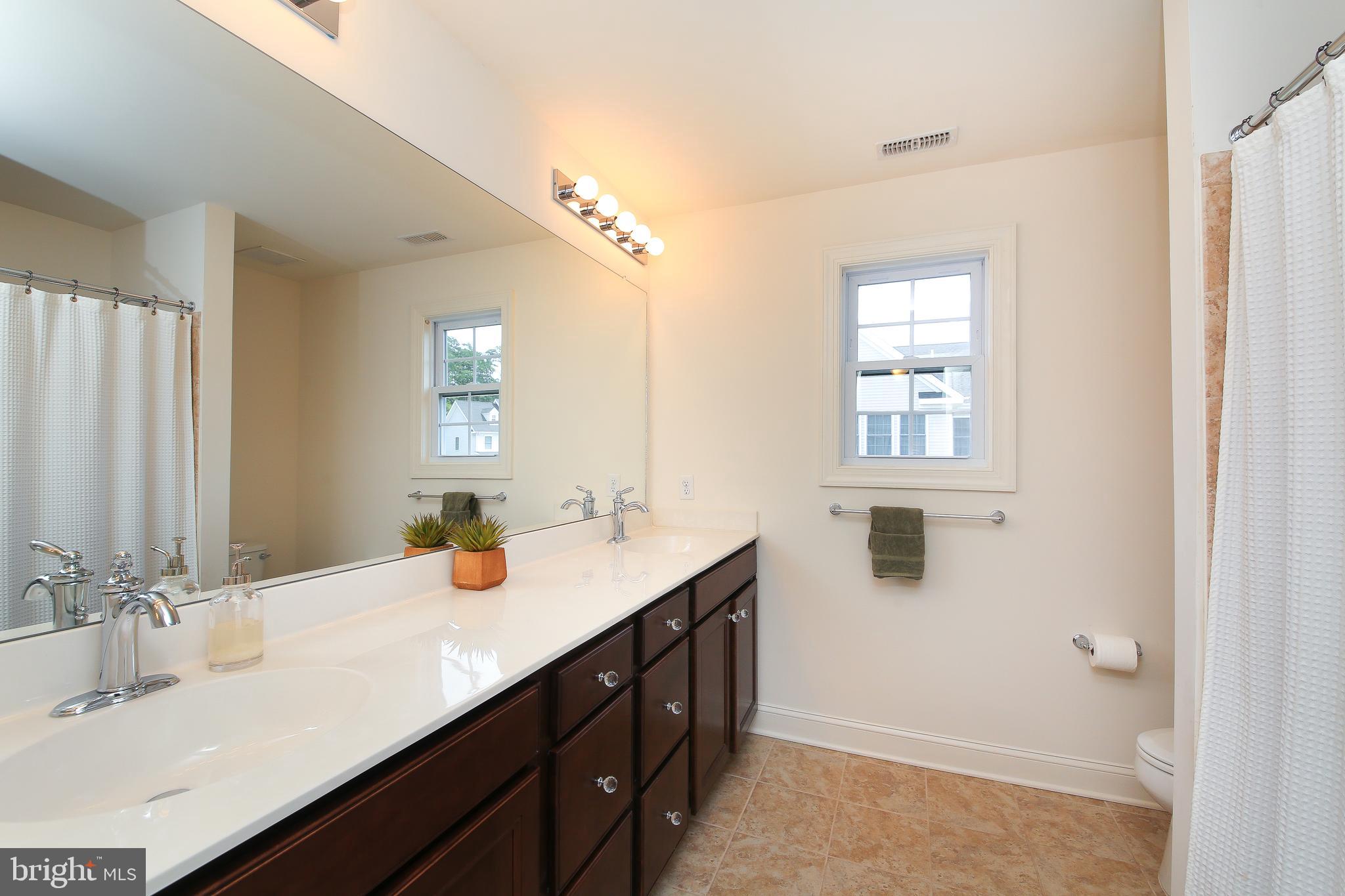 71 Applegate Way Crosswicks, NJ 08515 - Photo 19 of 25 Gallery Image 19