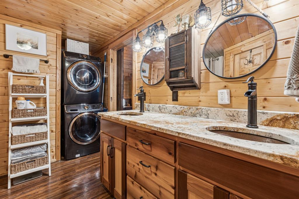 2577 Lone Star Road Celina, TX 75009 - Photo 37 of 40 a bathroom with a sink and a mirror