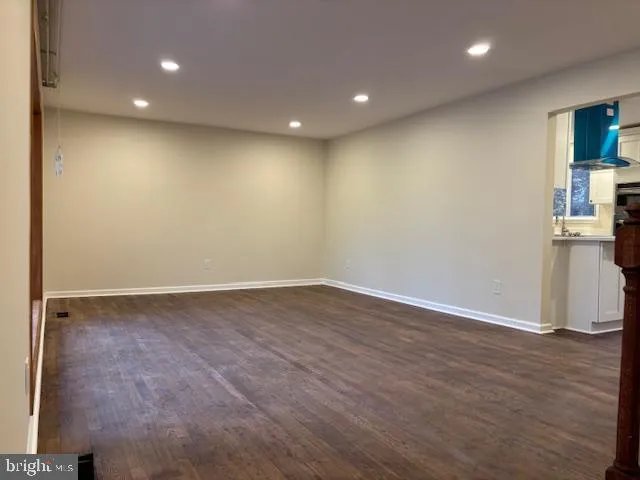 $4,600 | 402 Old Courthouse Road Northeast, Vienna, VA 22180