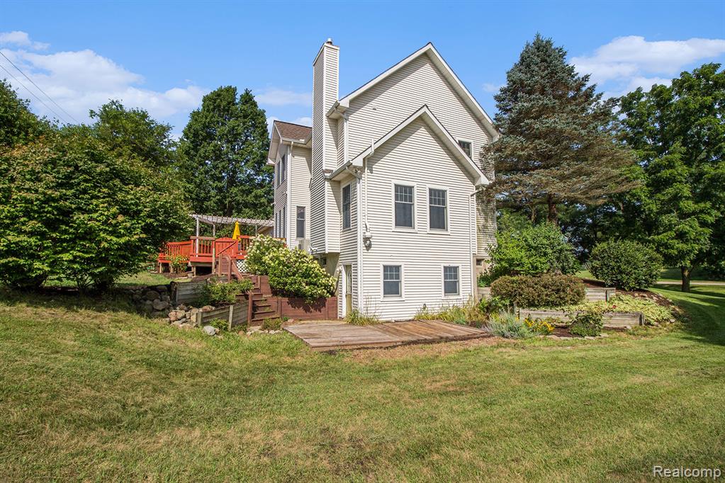 8472 Maltby Road Brighton, MI 48116 - Photo 28 of 36 Gallery Image 28