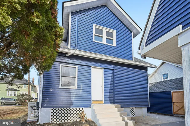 $415,000 | 213 White Avenue, Marcus Hook, PA 19061