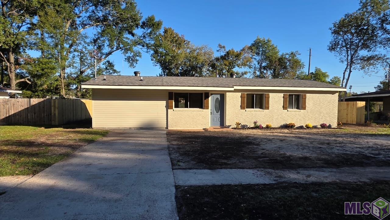 11225 Chalice Drive Baton Rouge, LA 70815 - Photo 4 of 14