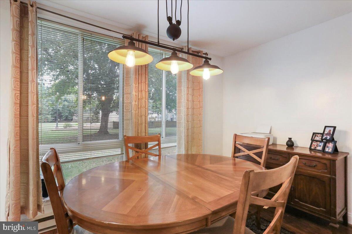 501 Prospect Boulevard Frederick, MD 21701 - Photo 16 of 27 a dining room with furniture and lamp