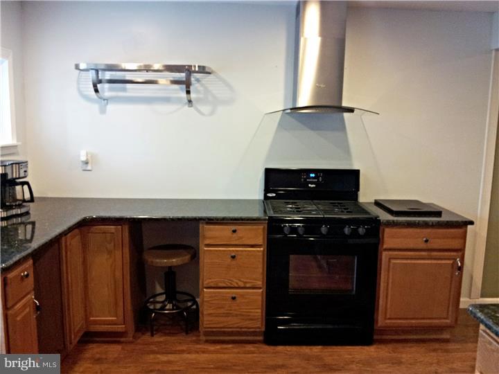 9340 Andover Road Philadelphia, PA 19114 - Photo 3 of 13 Kitchen