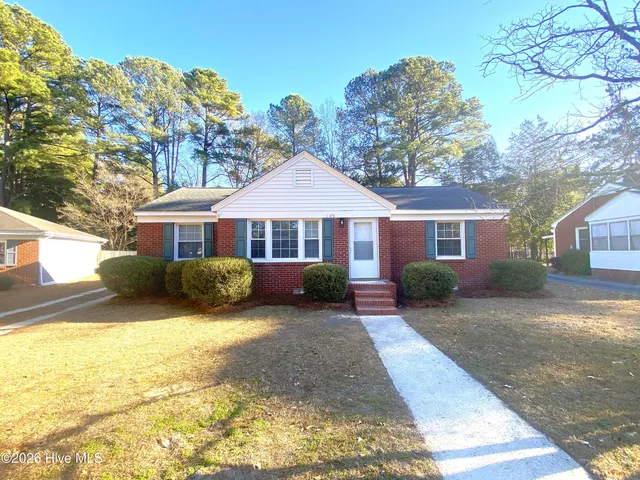 $1,550 | 1305 West Ragsdale Road, Greenville, NC 27858
