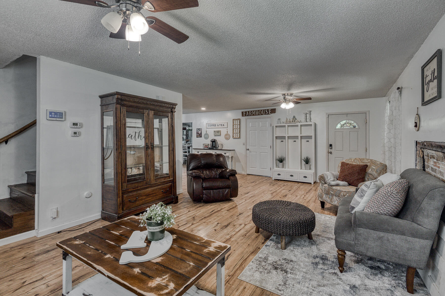 240 Jimmy Keys Road Telford, TN 37690 - Photo 14 of 47 Living rm