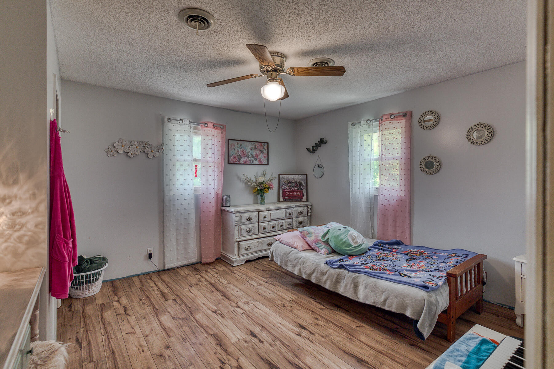 240 Jimmy Keys Road Telford, TN 37690 - Photo 26 of 47 Bedroom 3