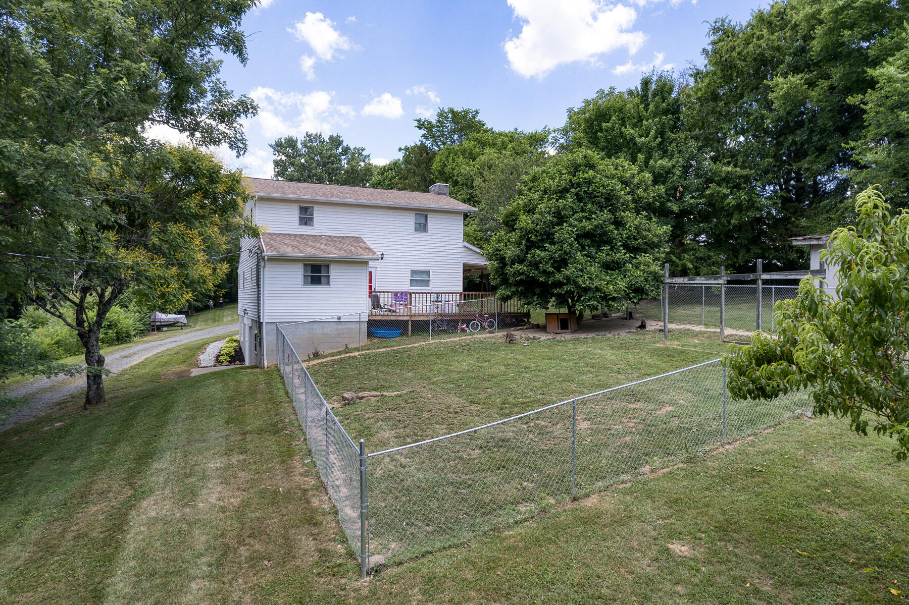 240 Jimmy Keys Road Telford, TN 37690 - Photo 33 of 47 Fenced in yard