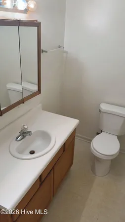 $270,000 | 128 Daphne Drive, Hubert, NC 28539