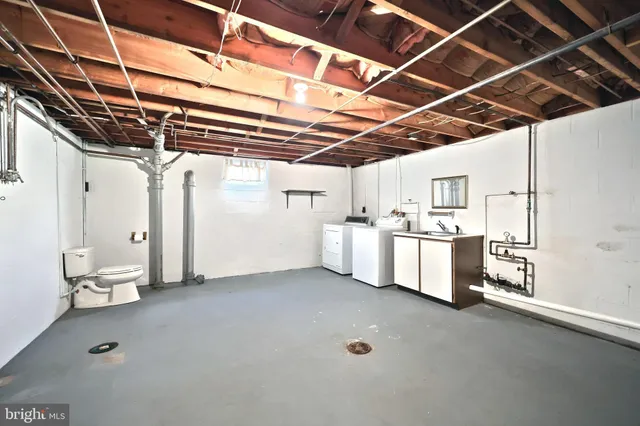 $209,900 | 124 Ivy Drive, Red Lion, PA 17356